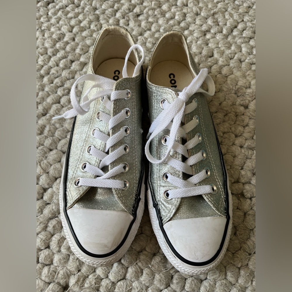 Converse Chuck Taylor silver glitter low top sneaker